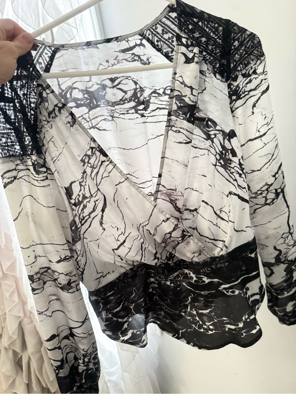 Dynamite Black & White Marble-Print Wrap Blouse